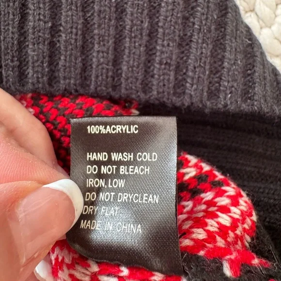 POL Black and White Sheep Pattern Sweater - Picture 3 of 6